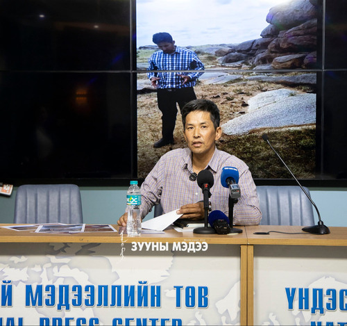 С.Алтансүх: Түүхэн дурсгалт газрыг ухах гэж байна